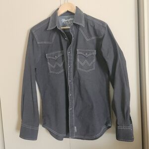 Wrangler Gray corduroy Western Snap-Front Shirt w White Contrast Stitching